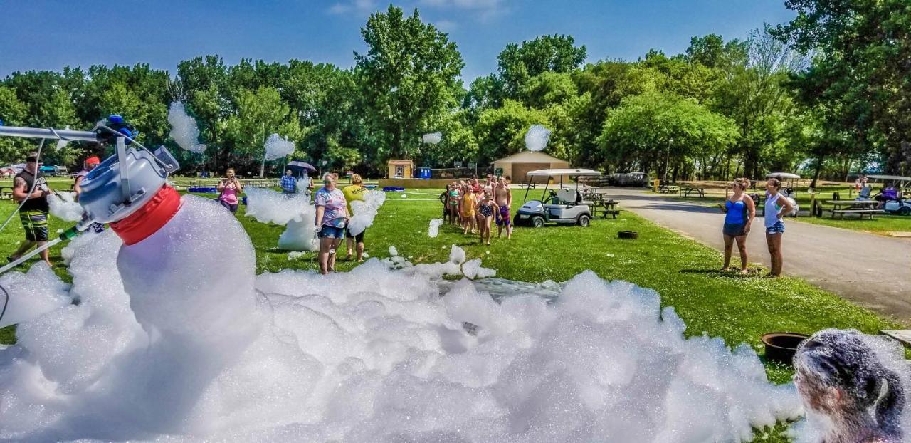 Hotel Sandusky Koa Holiday Campground Zewnętrze zdjęcie