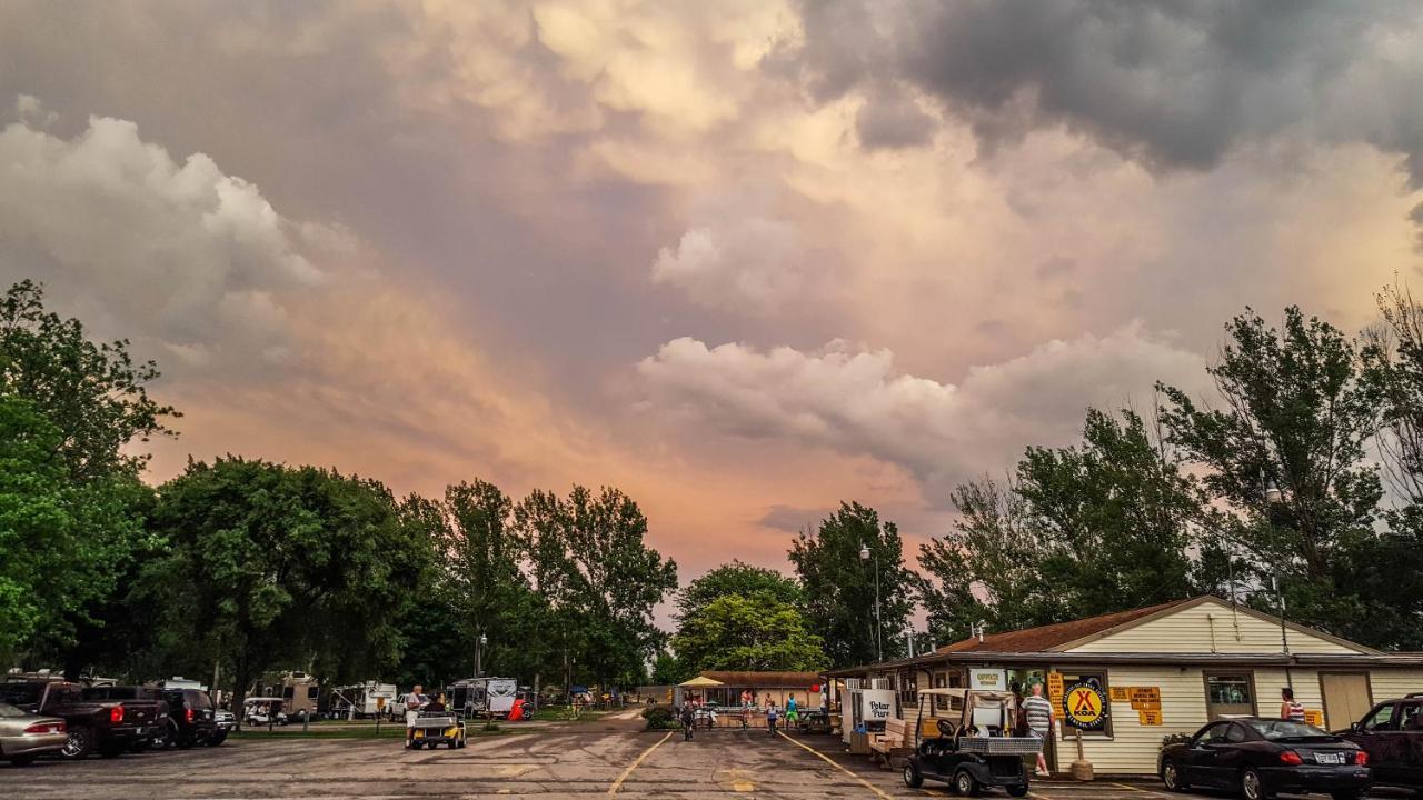 Hotel Sandusky Koa Holiday Campground Zewnętrze zdjęcie