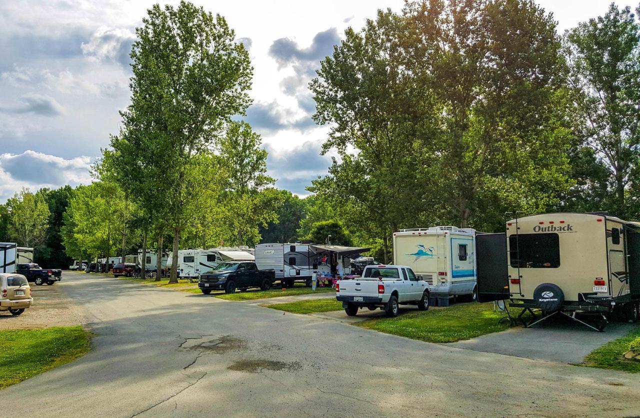 Hotel Sandusky Koa Holiday Campground Zewnętrze zdjęcie